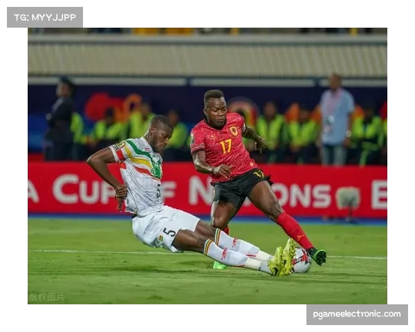 布基纳法索防守反击奏效 唯一进球淘汰卫冕冠军
